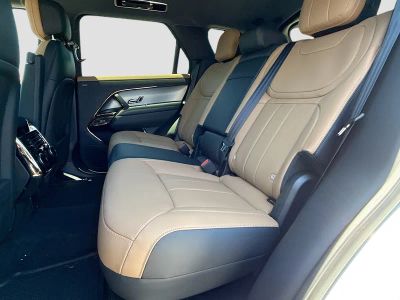 2026 Land Rover Range Rover Sport — photo 21 view