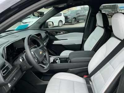 2026 Chevrolet Traverse — photo 10 view