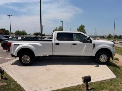 2022 Ford F-350SD - Photo 6