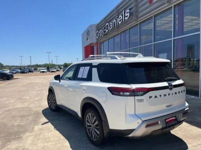 2024 Nissan Pathfinder - Photo 2