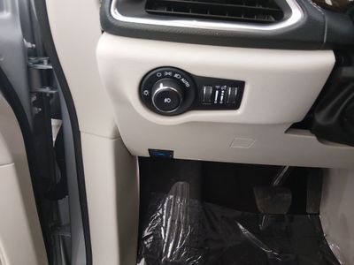 2023 Chrysler Pacifica — photo 13 view