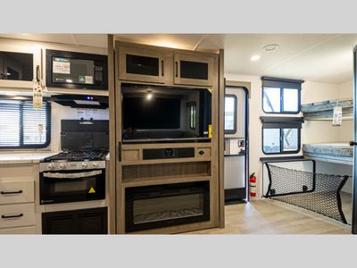 2026 Forest River RV Solaire - Photo 27