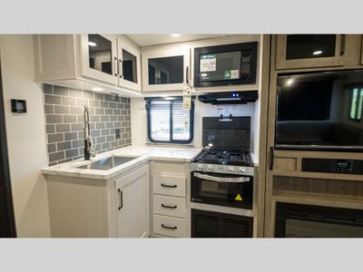 2026 Forest River RV Solaire - Photo 29