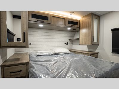2026 Forest River RV Solaire - Photo 32