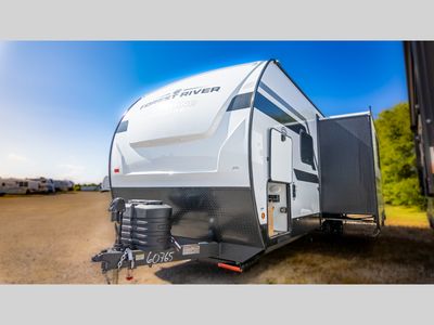 2026 Forest River RV Solaire - Photo 5