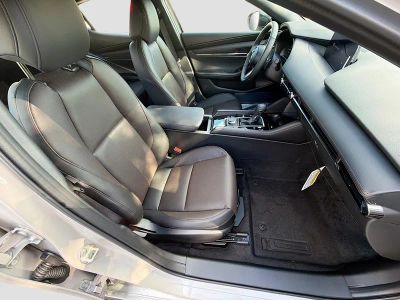 2026 Mazda Mazda3 Hatchback — photo 14 view