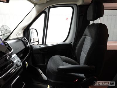 2026 Thor Motor Coach Tellaro Sport - Photo 11