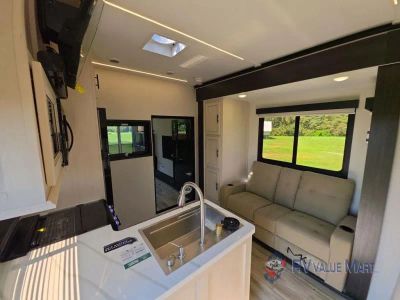 2027 Forest River RV Rogue — photo 12 view