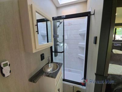 2027 Forest River RV Rogue — photo 27 view