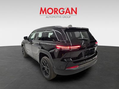 2026 Jeep Grand Cherokee - Photo 4