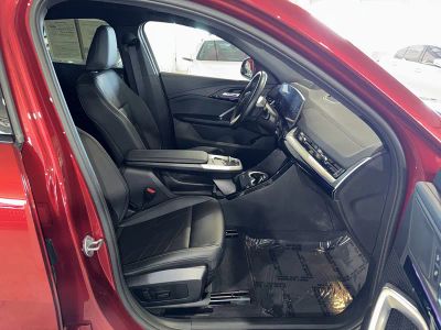 2025 BMW X2 — photo 10 view