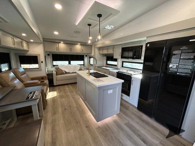 2026 Brinkley Model Z - Photo 10