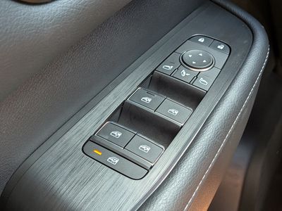 2025 Nissan Armada - Photo 21