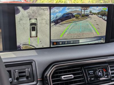 2025 Nissan Armada - Photo 31