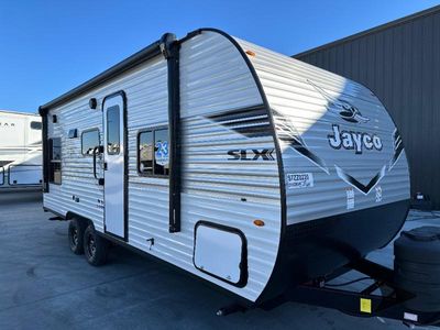 2026 Jayco Jay Flight SLX - Photo 2