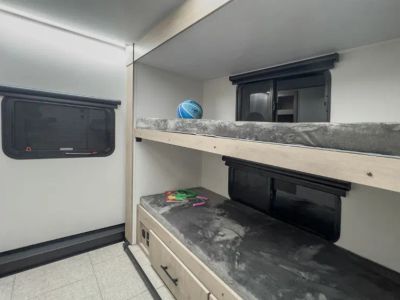 2026 Grand Design Imagine XLS - Photo 21