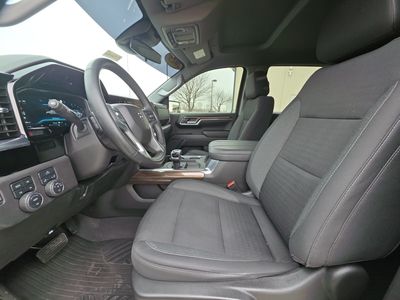 2023 Chevrolet Silverado 1500 — photo 9 view