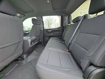 2023 Chevrolet Silverado 1500 — photo 18 view