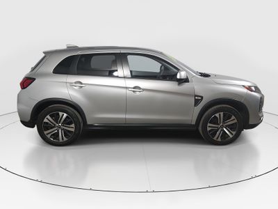 2025 Mitsubishi Outlander Sport — photo 8 view