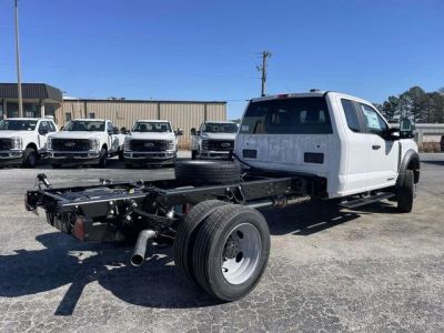 2026 Ford F-450SD - Photo 3