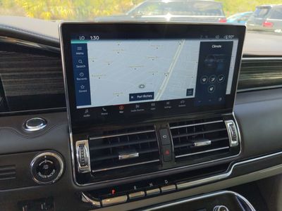 2022 Lincoln Navigator L - Photo 21