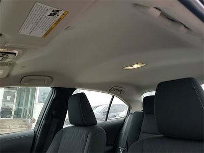 2025 Toyota Corolla - Photo 20