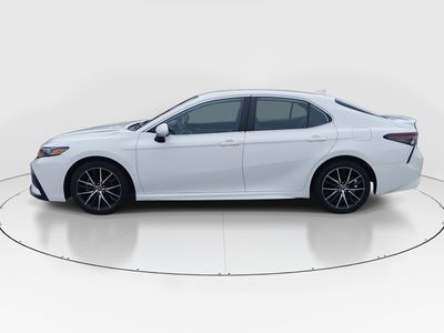 2023 Toyota Camry - Photo 4