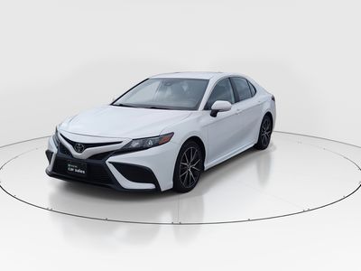 2023 Toyota Camry - Photo 3