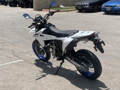 2025 Suzuki DR-Z4SM - Photo 4