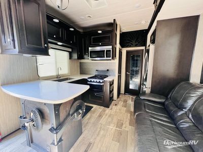 2019 Heartland Road Warrior - Photo 6