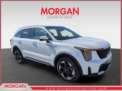 2026 Kia Sorento Hybrid EX in Snow White Pearl — front three-quarter view