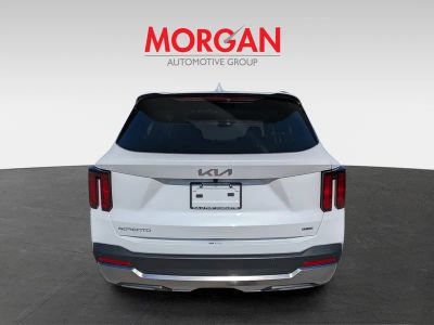 2026 Kia Sorento Hybrid — engine compartment view