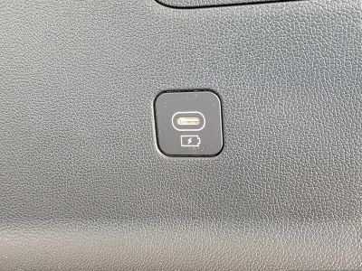 2026 Kia Sorento Hybrid — photo 16 view