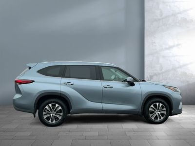 2022 Toyota Highlander - Photo 7