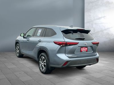2022 Toyota Highlander - Photo 4