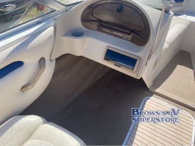 2002 Stingray Bowrider 190LX - Photo 8