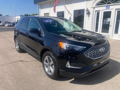 2023 Ford Edge — rear three-quarter view