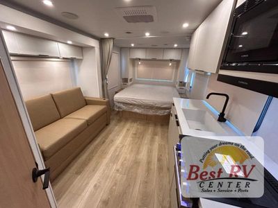 2026 Winnebago Thrive - Photo 12