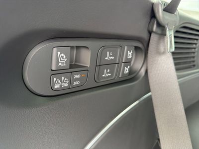 2026 Hyundai Palisade Hybrid — photo 13 view