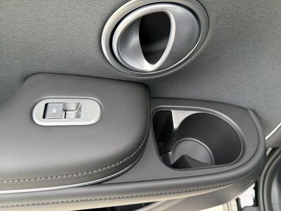 2026 Hyundai Palisade Hybrid — photo 25 view