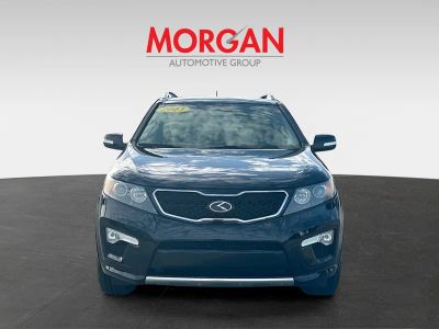 2013 Kia Sorento — side profile view