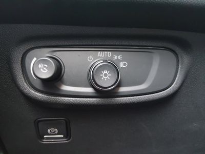 2022 GMC Terrain - Photo 18