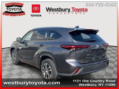 2021 Toyota Highlander - Photo 11