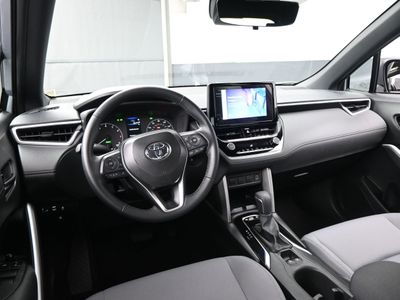 2026 2025 Toyota Corolla Cross Hybrid SE SUV — photo 18 view