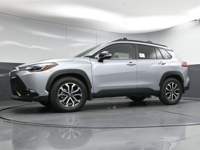 2026 2025 Toyota Corolla Cross Hybrid SE SUV — photo 23 view