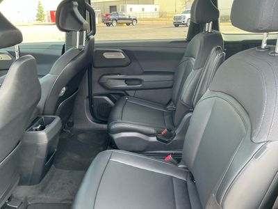 2027 Kia Telluride — photo 17 view