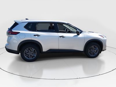 2024 Nissan Rogue - Photo 8