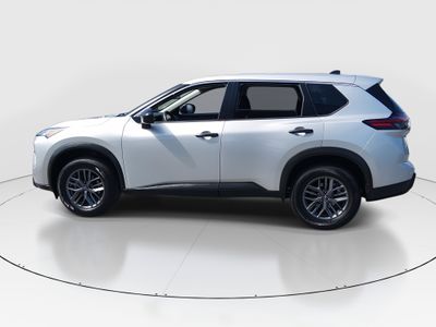 2024 Nissan Rogue - Photo 4