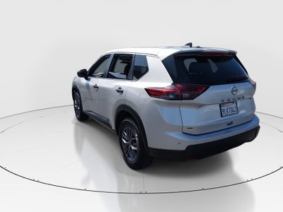 2024 Nissan Rogue - Photo 5