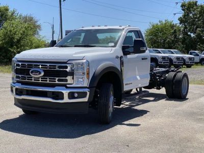 2025 Ford Chassis Cab - Photo 11